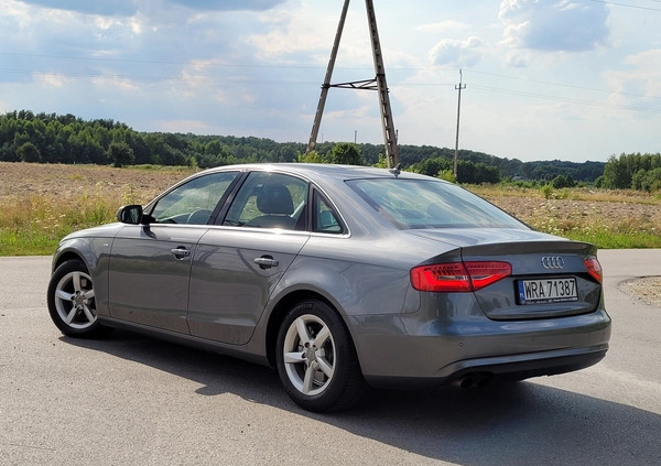 Audi A4 cena 43900 przebieg: 348000, rok produkcji 2012 z Pionki małe 704